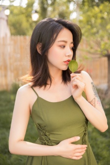 美女老师爱上我