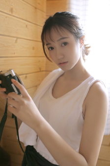 美女胸